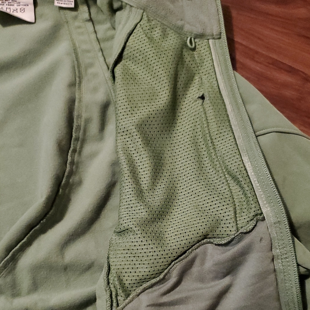Black Diamond Light Green Softshell Jacket - Picture 9 of 11